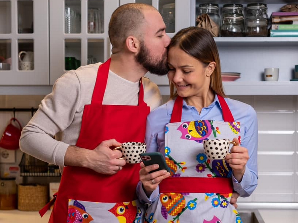 L’eleganza in cucina: Il Grembiule, un tocco di stile ai fornelli